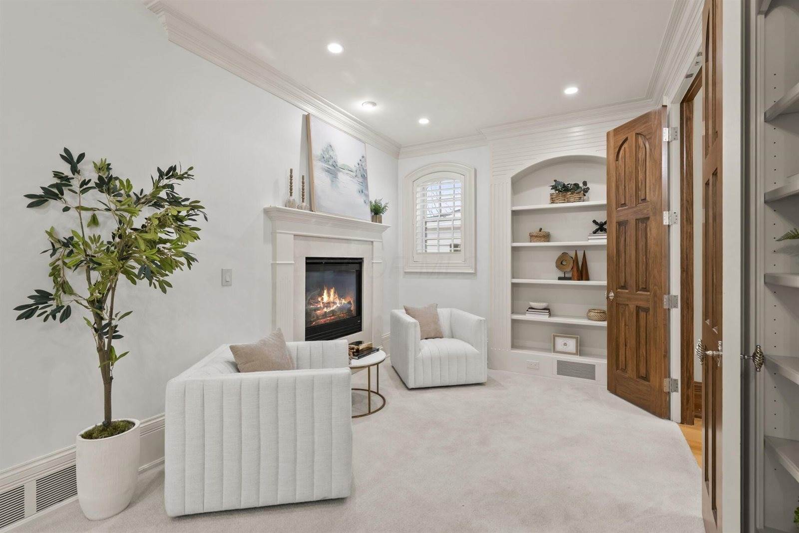 3450 River Rhone Lane, Columbus, OH 43221