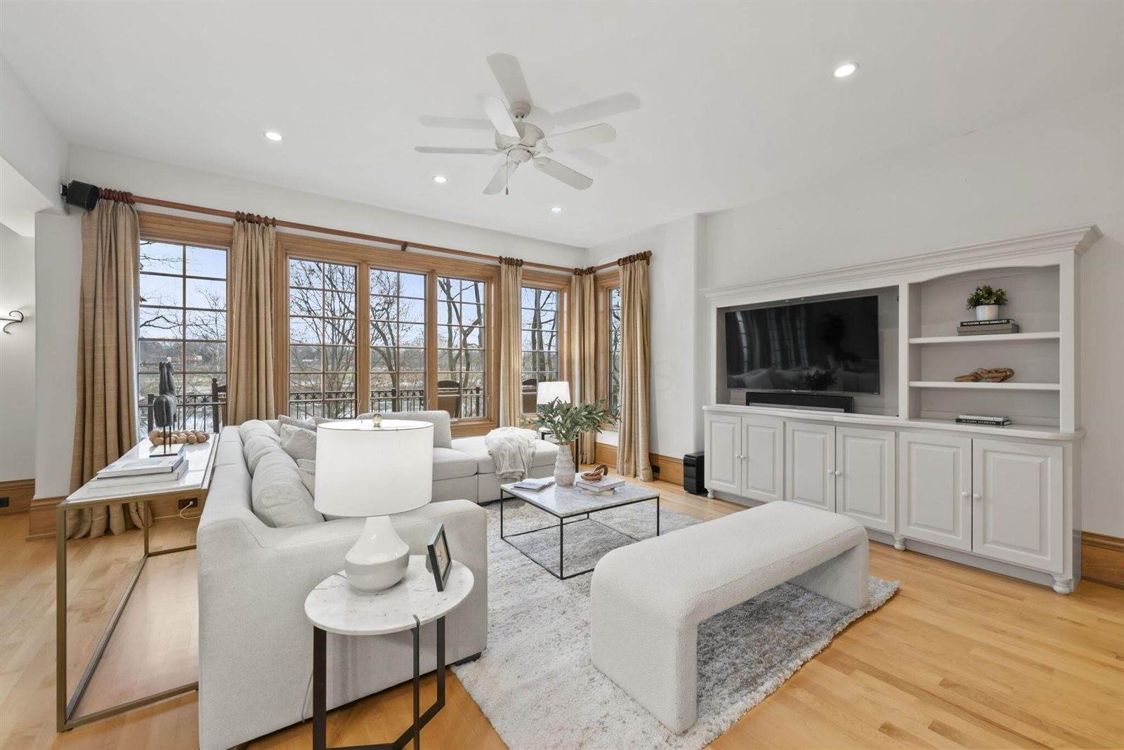 3450 River Rhone Lane, Columbus, OH 43221