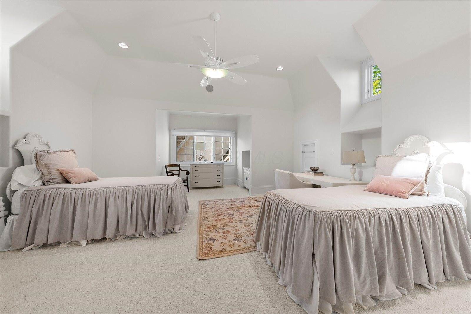 3450 River Rhone Lane, Columbus, OH 43221