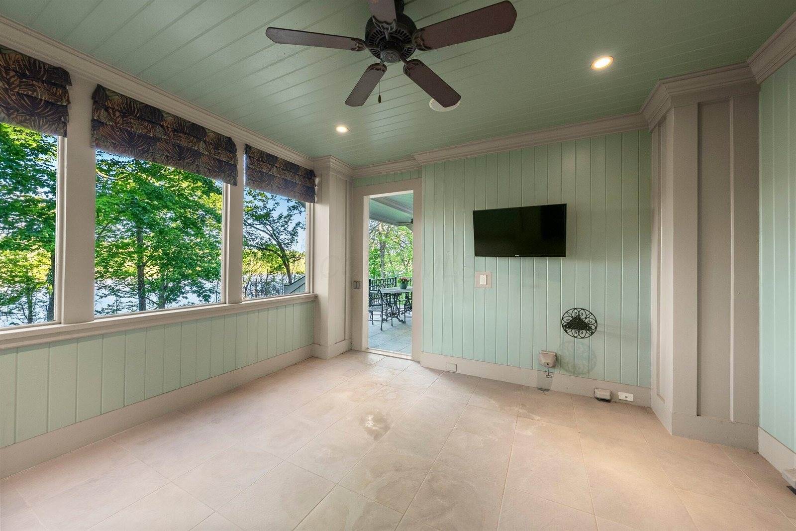 3450 River Rhone Lane, Columbus, OH 43221