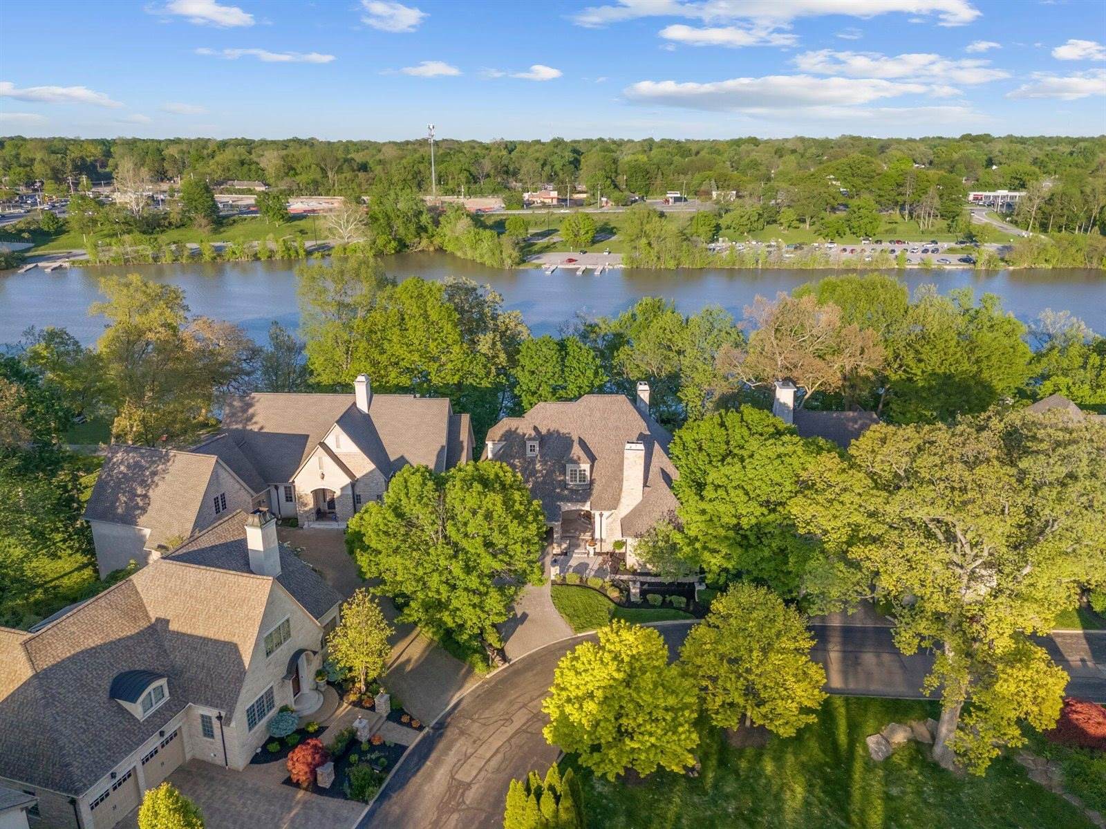 3450 River Rhone Lane, Columbus, OH 43221