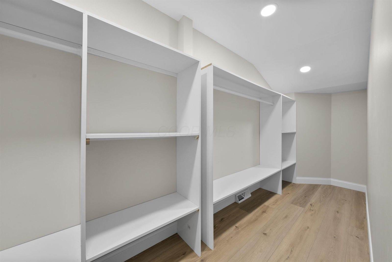 2583 Wexford Road, Columbus, OH 43221