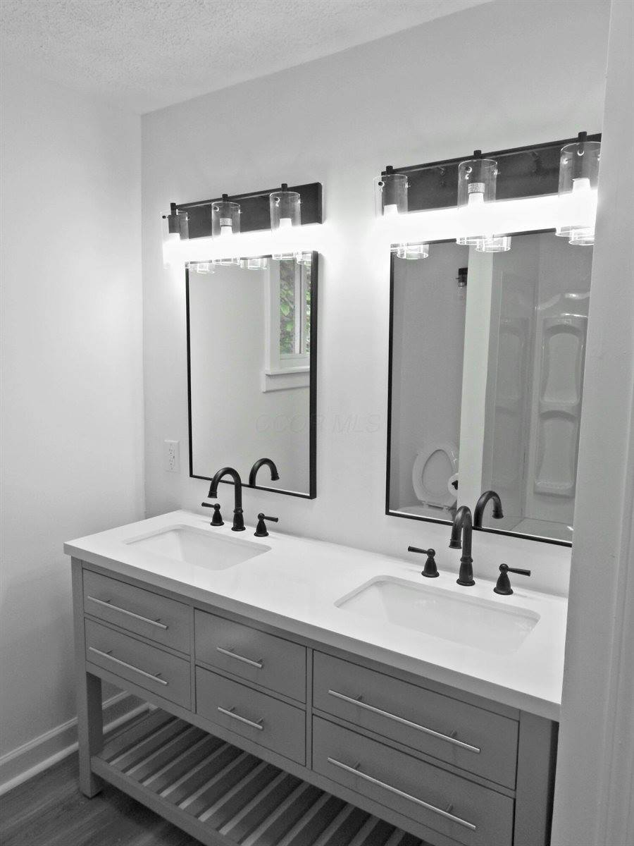 34956 Clay Bank Road, Logan, OH 43138