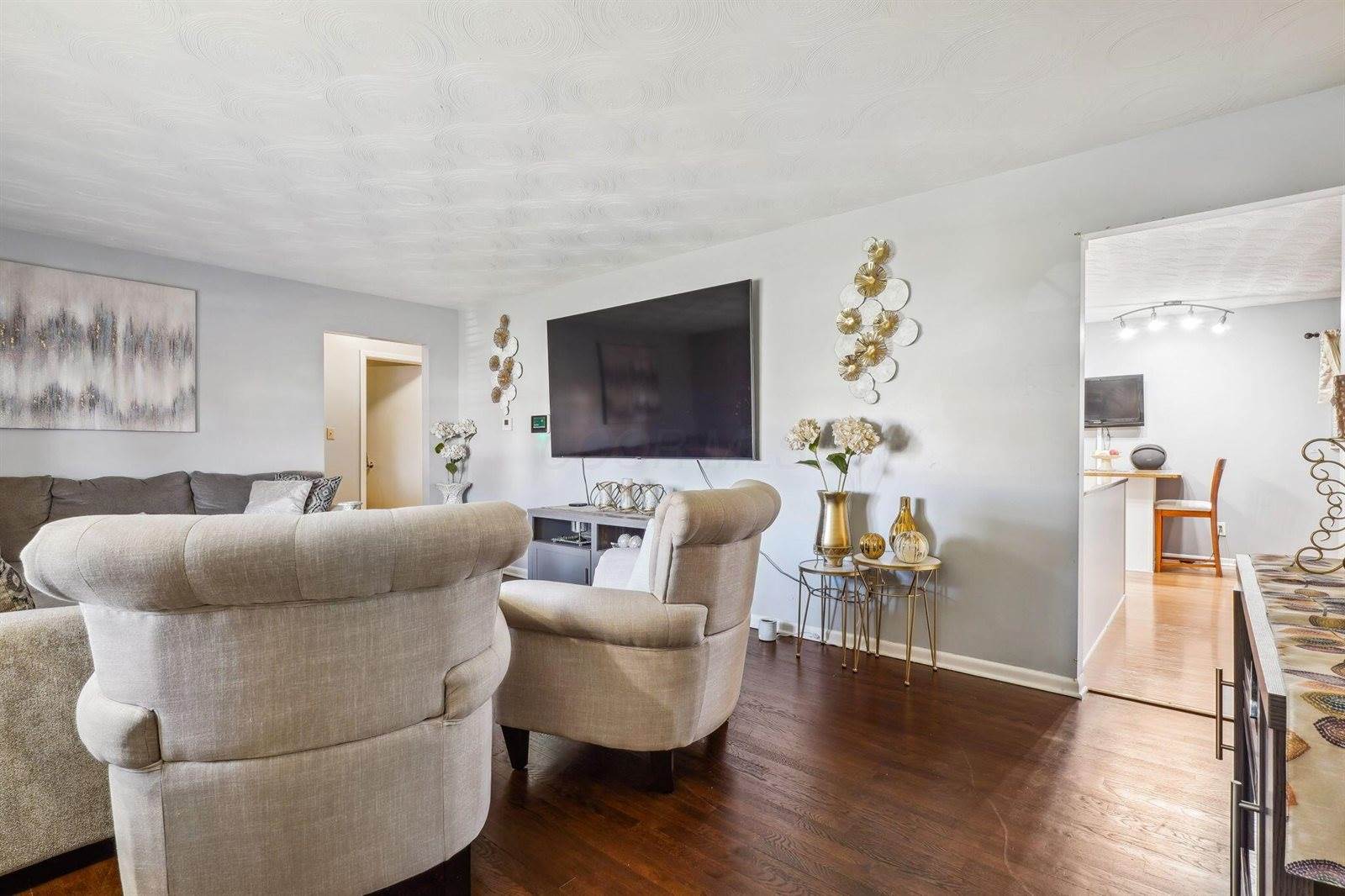 2937 Rundell Drive, Columbus, OH 43204