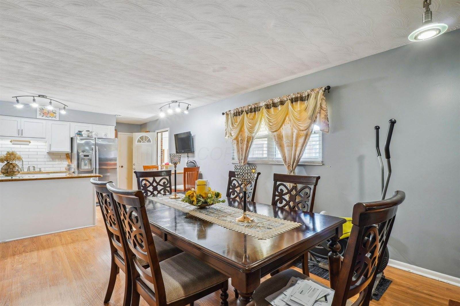 2937 Rundell Drive, Columbus, OH 43204