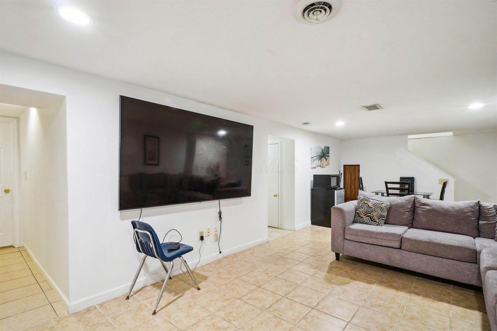 2937 Rundell Drive, Columbus, OH 43204