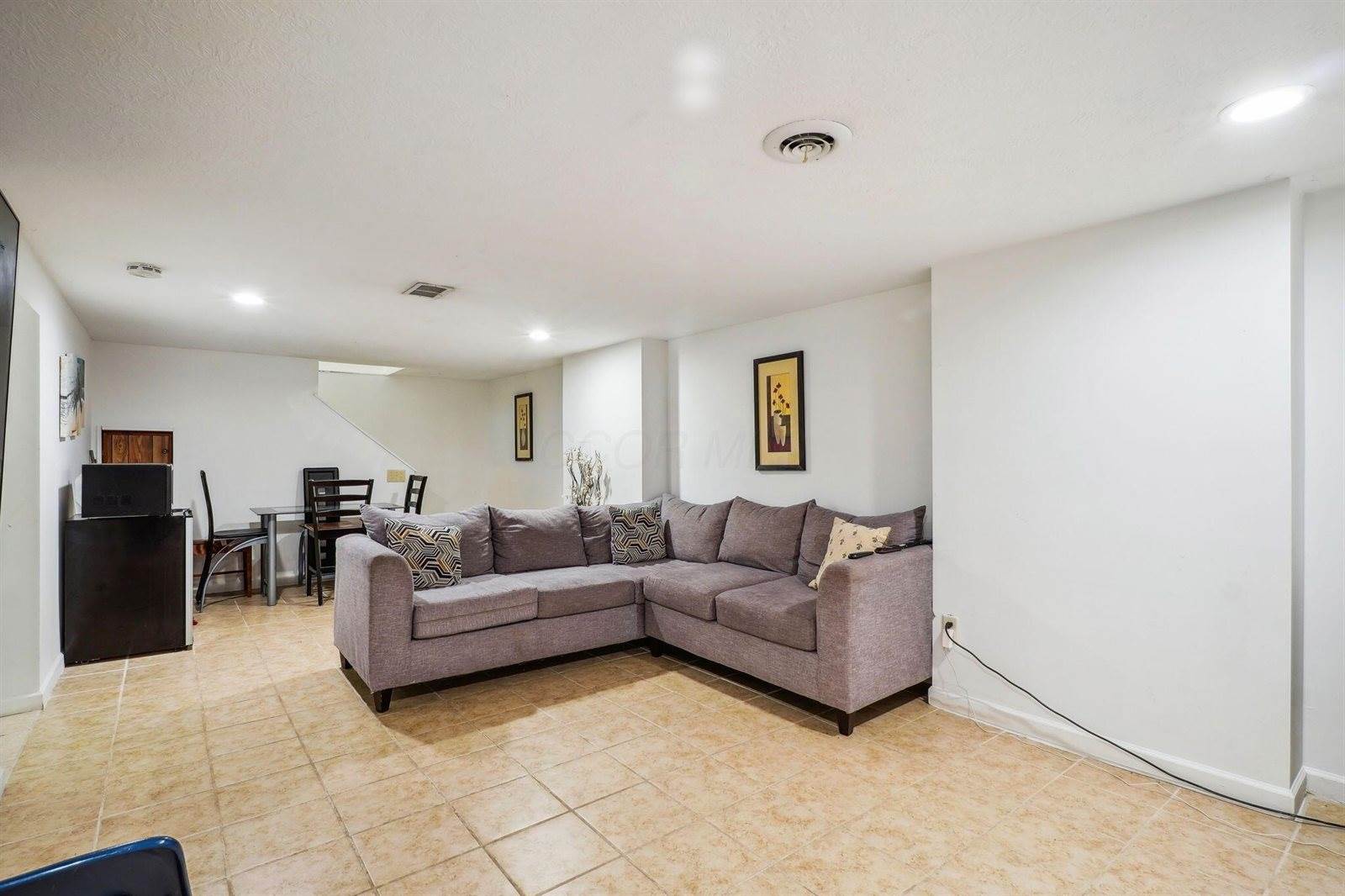 2937 Rundell Drive, Columbus, OH 43204