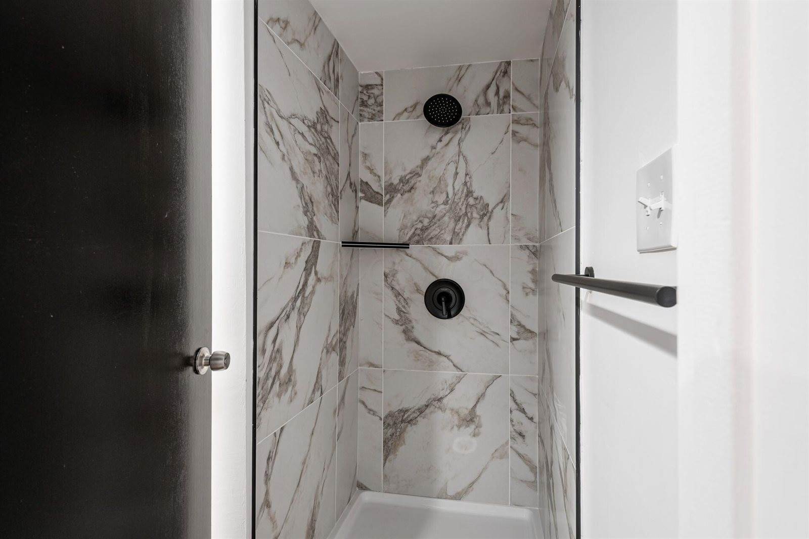 4049 Parkcove Drive, #19D, Columbus, OH 43230