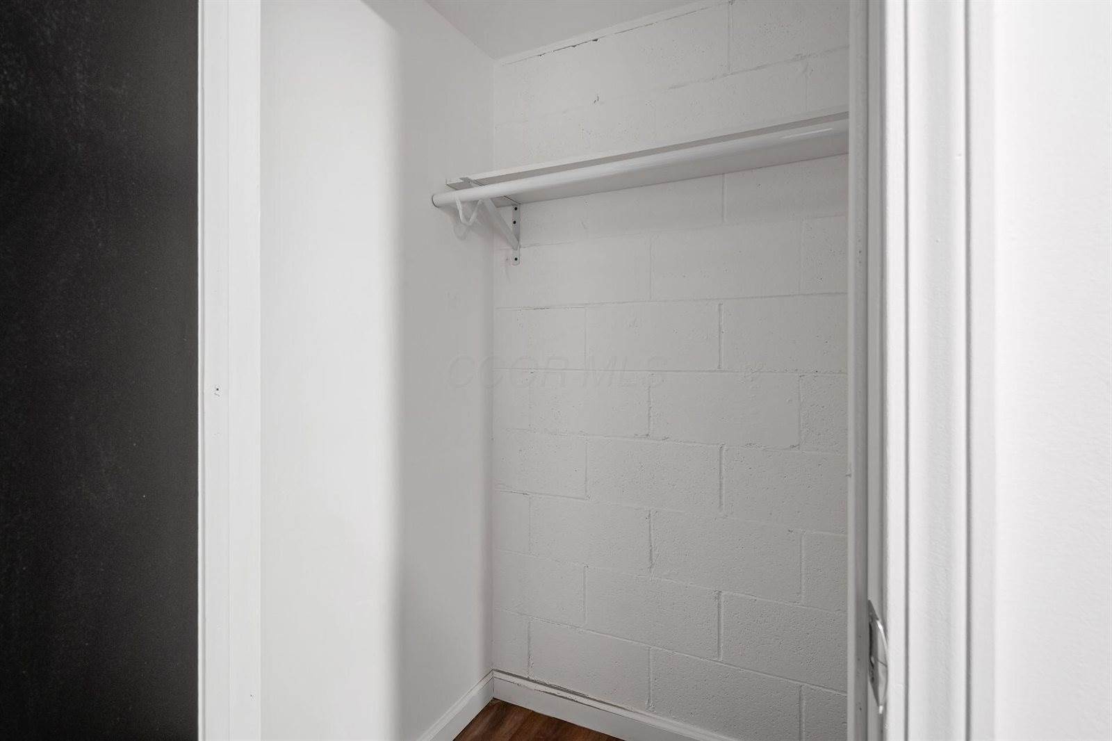 4049 Parkcove Drive, #19D, Columbus, OH 43230