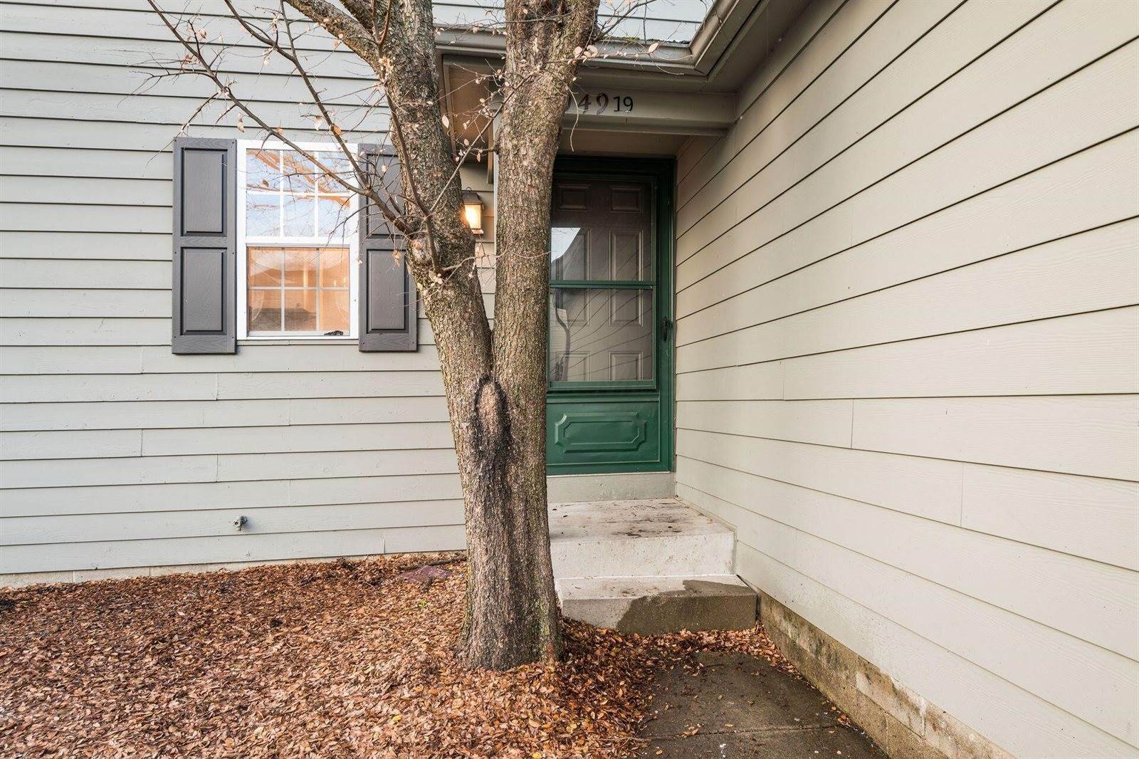 4049 Parkcove Drive, #19D, Columbus, OH 43230