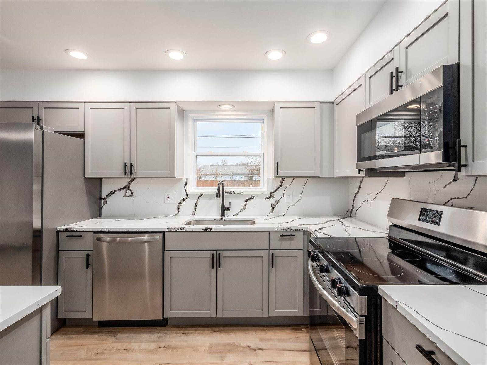 3474 Independence Street, Grove City, OH 43123