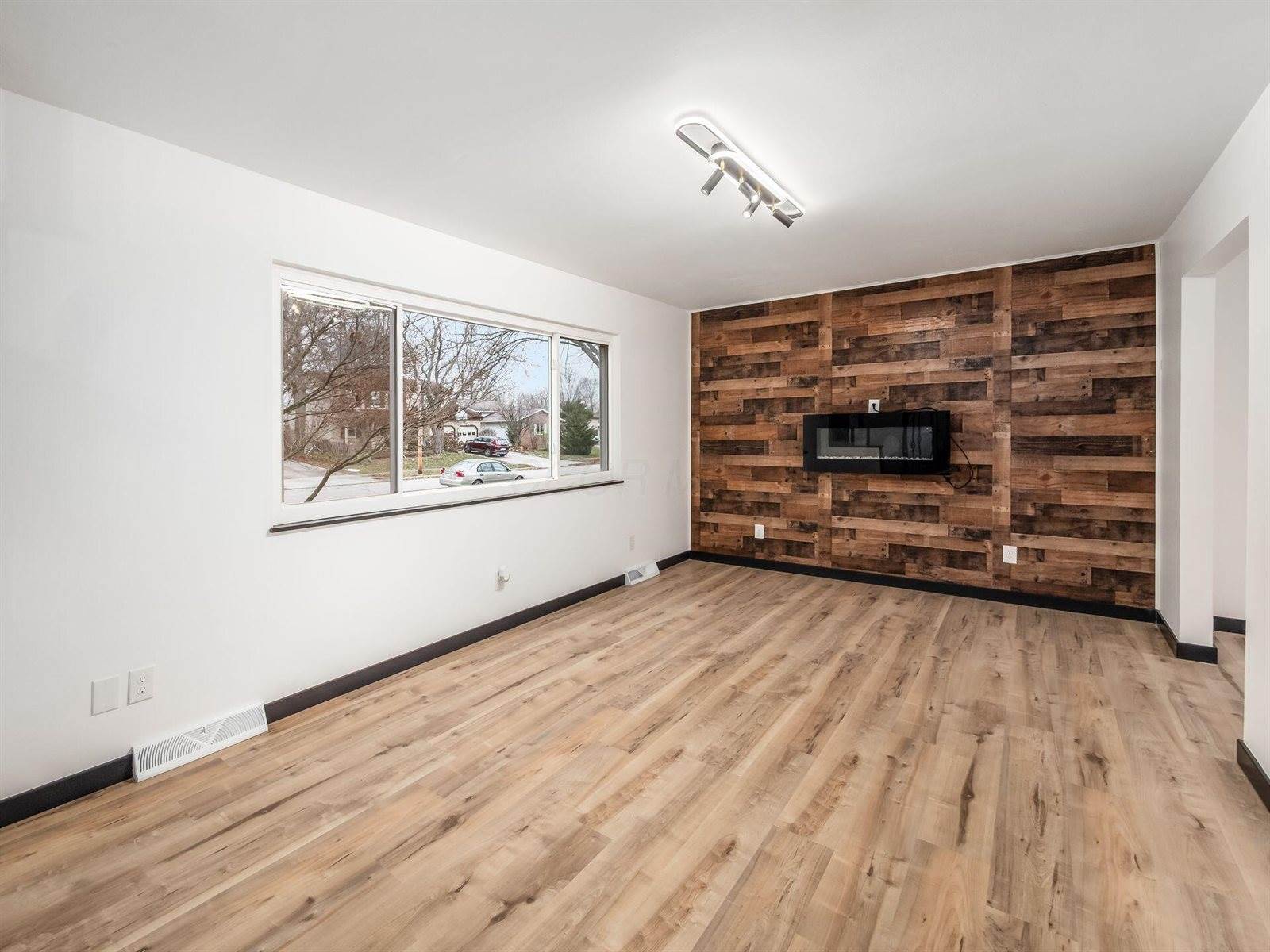 3474 Independence Street, Grove City, OH 43123