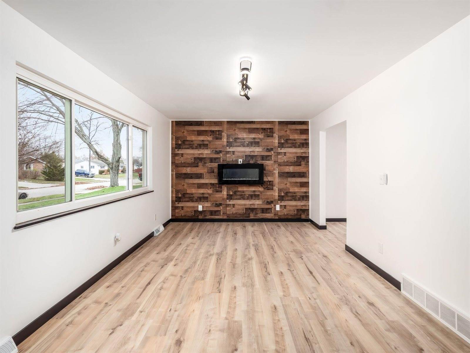 3474 Independence Street, Grove City, OH 43123