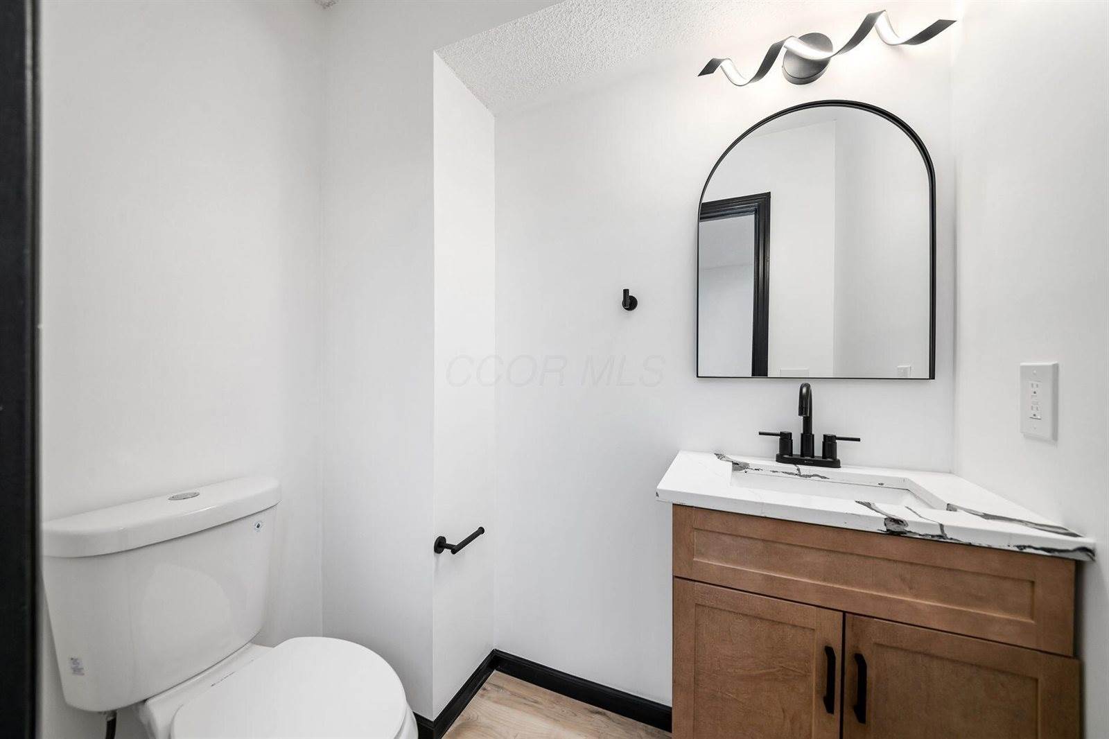 5932 Waterview Drive, Hilliard, OH 43026