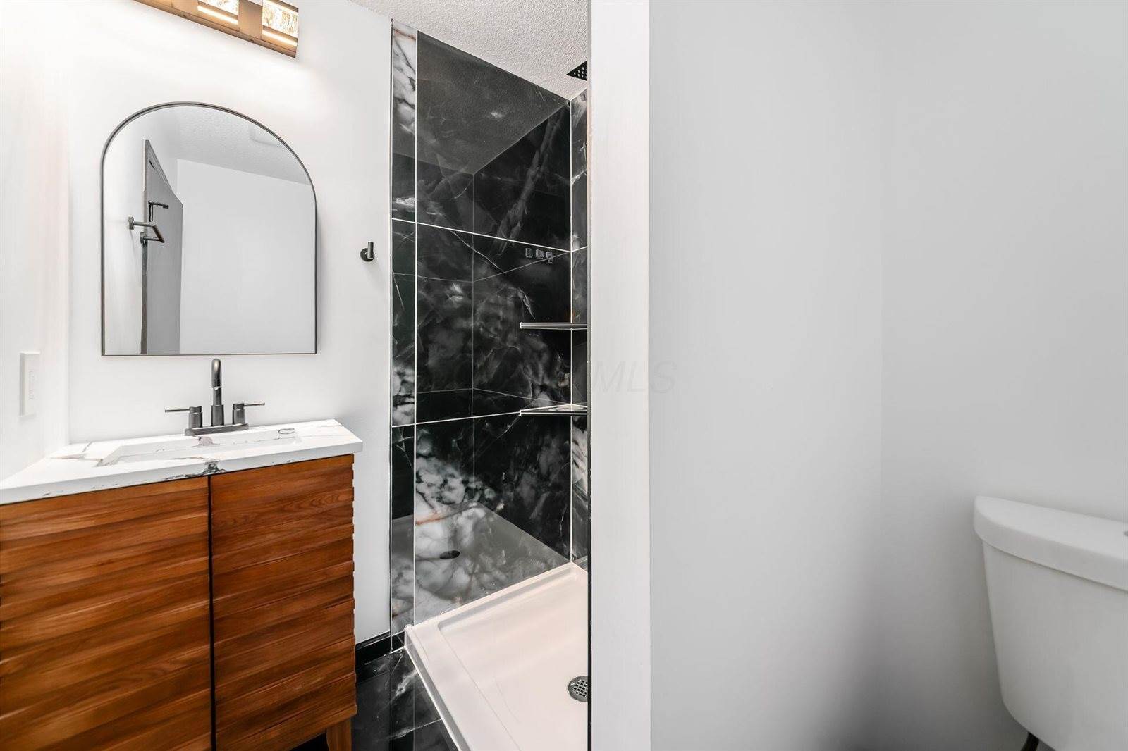 5932 Waterview Drive, Hilliard, OH 43026