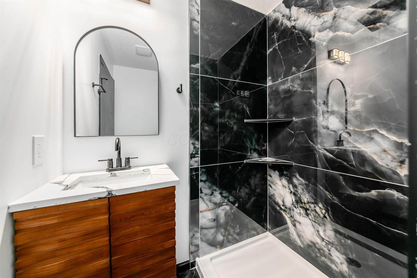 5932 Waterview Drive, Hilliard, OH 43026