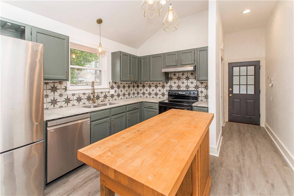 311 Meadow Crossing Drive, Baton Rouge, LA 70820