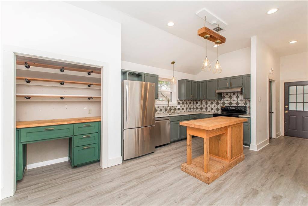 311 Meadow Crossing Drive, Baton Rouge, LA 70820