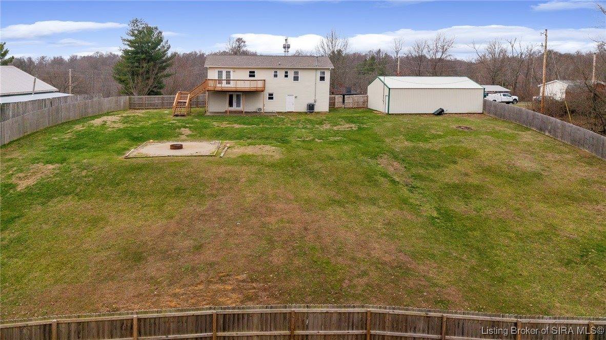 6828 Farnsley Knob Road, Elizabeth, IN 47117