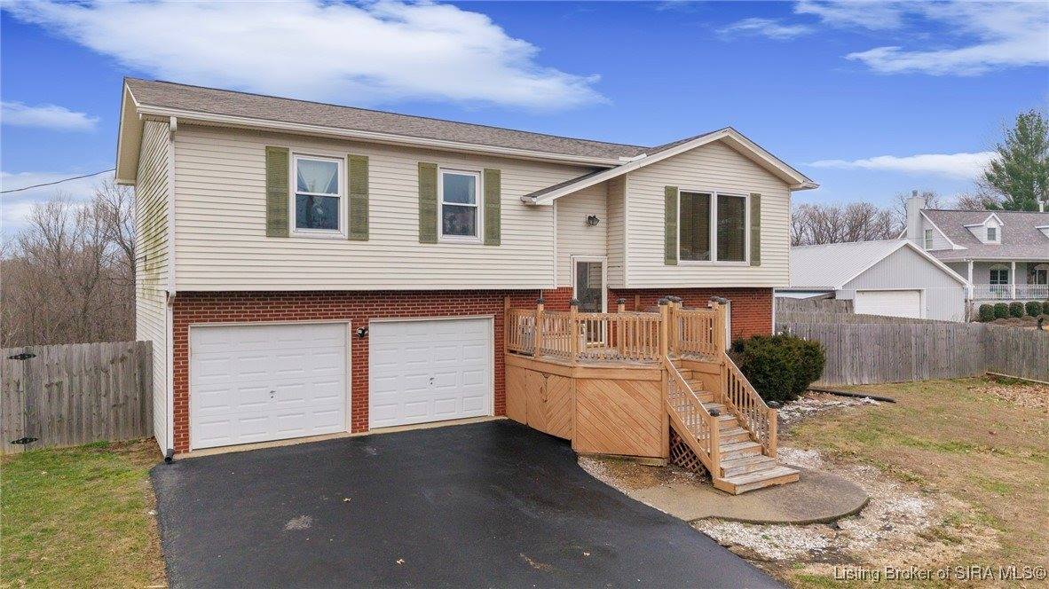 6828 Farnsley Knob Road, Elizabeth, IN 47117