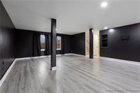 6828 Farnsley Knob Road, Elizabeth, IN 47117