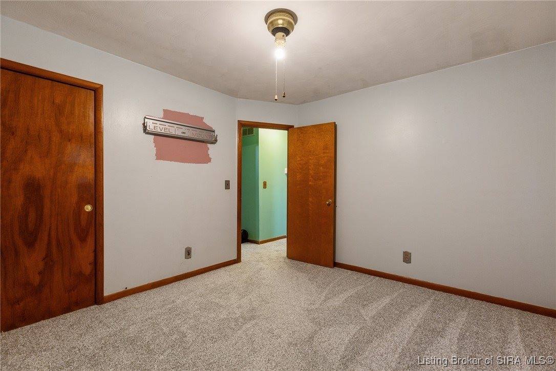 211 Sherwood Court, Clarksville, IN 47129