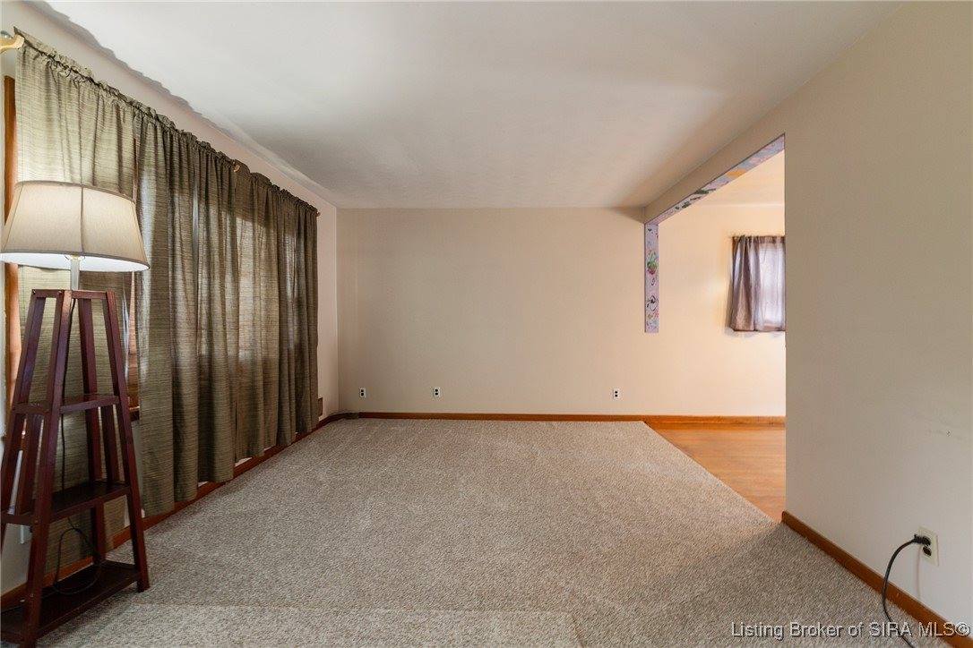 211 Sherwood Court, Clarksville, IN 47129