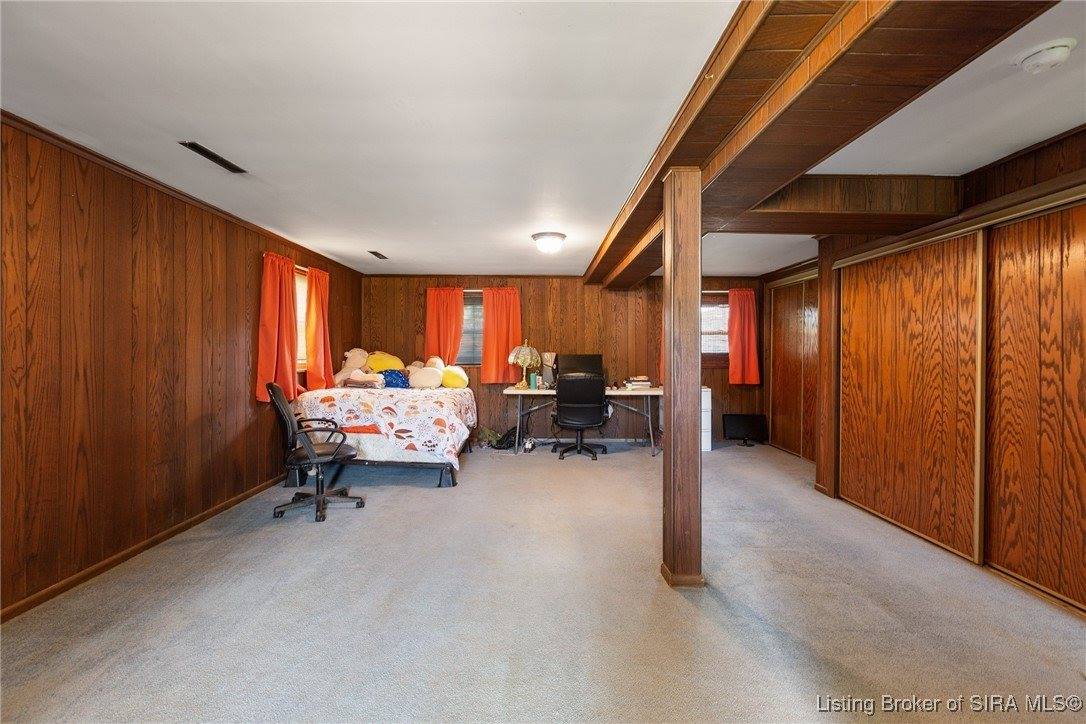 211 Sherwood Court, Clarksville, IN 47129