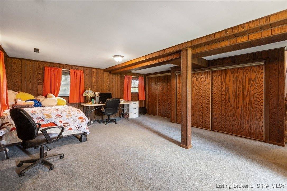 211 Sherwood Court, Clarksville, IN 47129