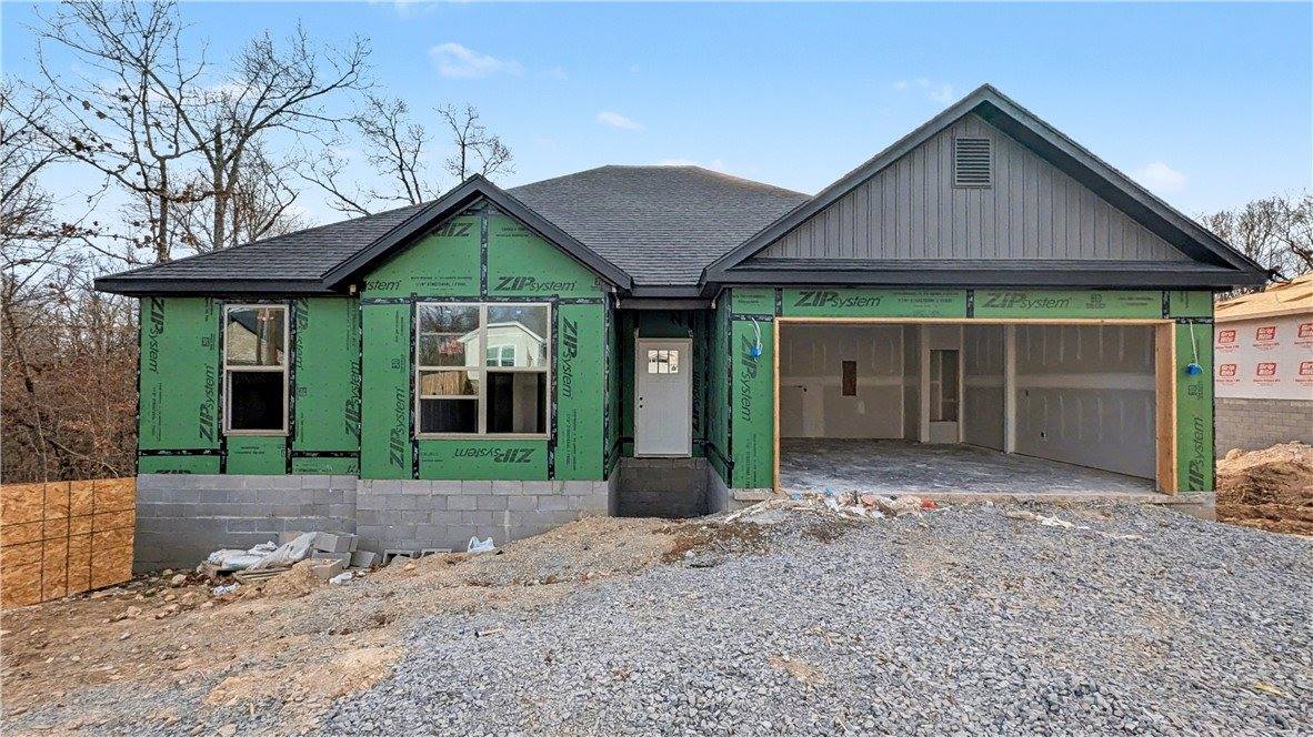 17 Orkney Drive, Bella Vista, AR 72715