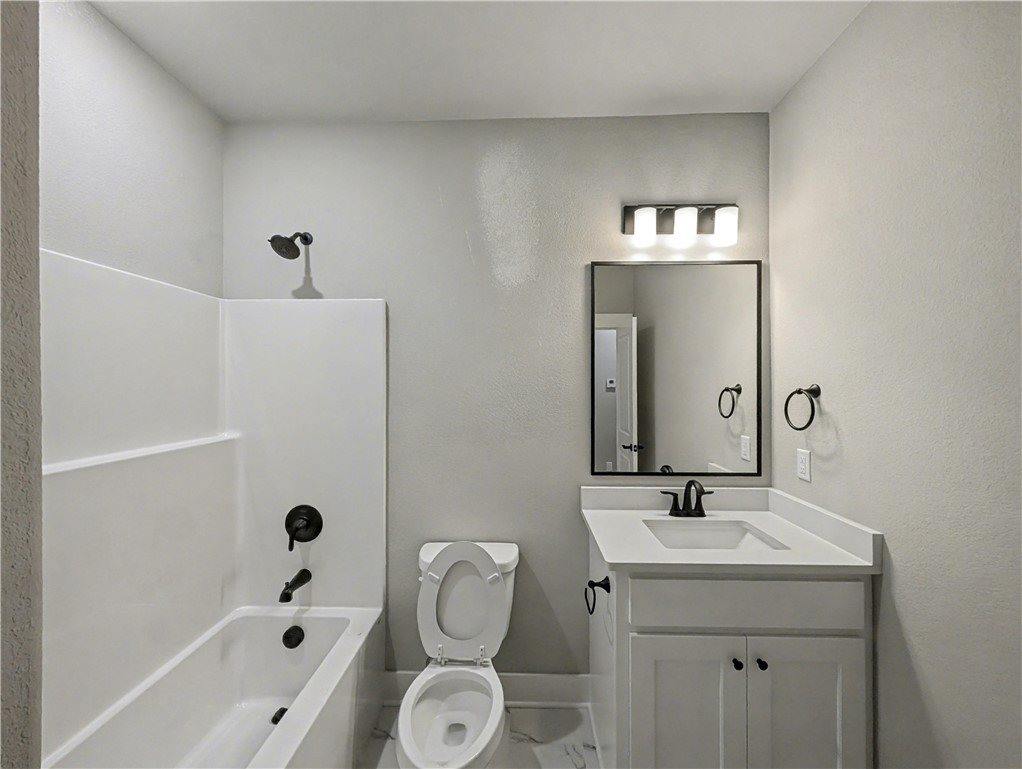 17 Orkney Drive, Bella Vista, AR 72715