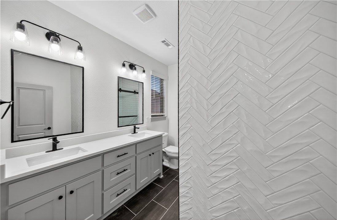 4979 Farmhouse Street, Springdale, AR 72762