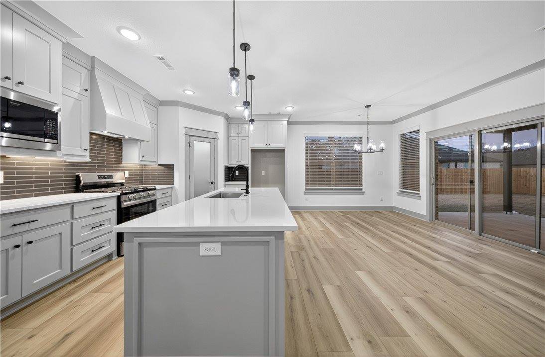 4979 Farmhouse Street, Springdale, AR 72762