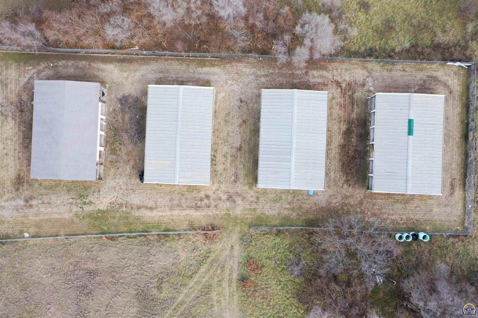 3201 SE Bates RD, Topeka, KS 66607