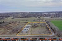 3201 SE Bates RD, Topeka, KS 66607