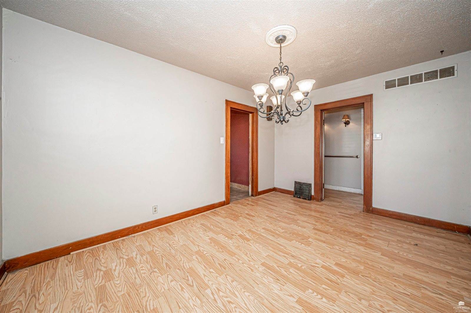 103 South Jefferson Street, Junction City, KS 66441