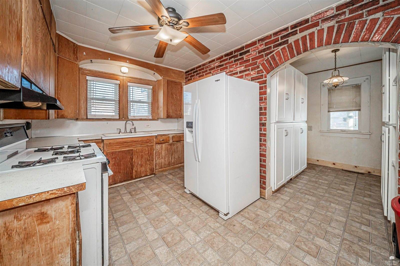 103 South Jefferson Street, Junction City, KS 66441