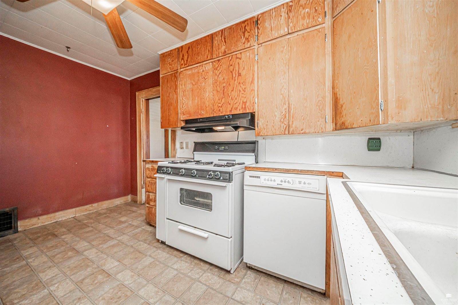 103 South Jefferson Street, Junction City, KS 66441