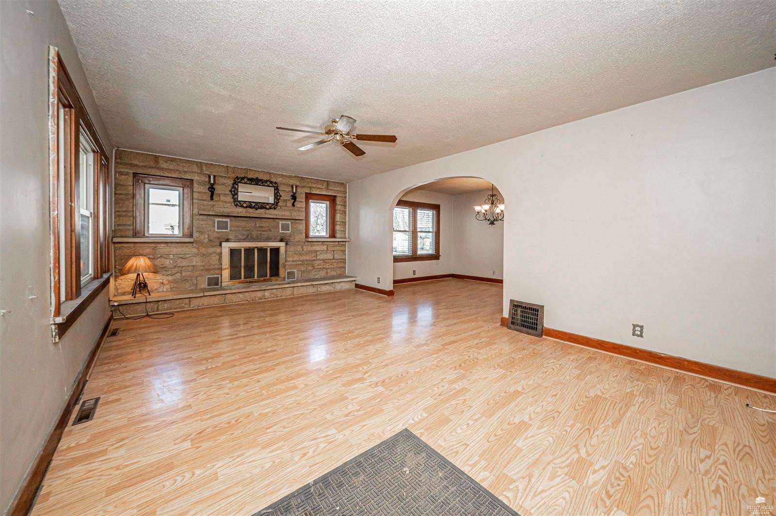 103 South Jefferson Street, Junction City, KS 66441