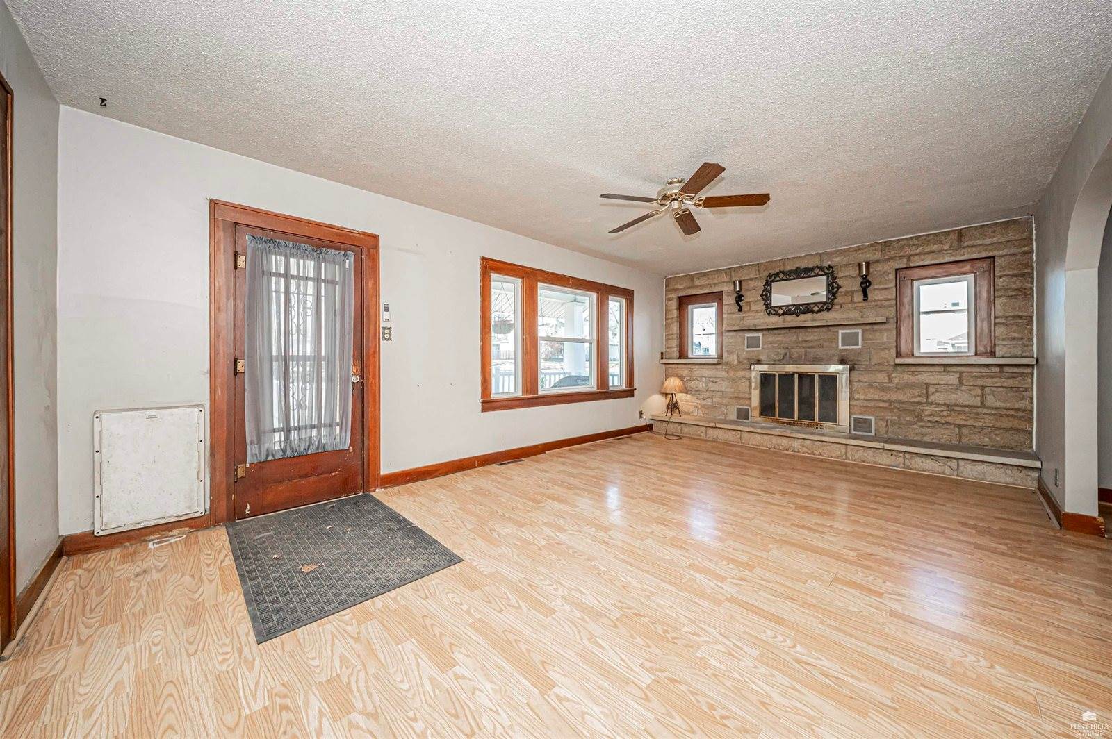 103 South Jefferson Street, Junction City, KS 66441