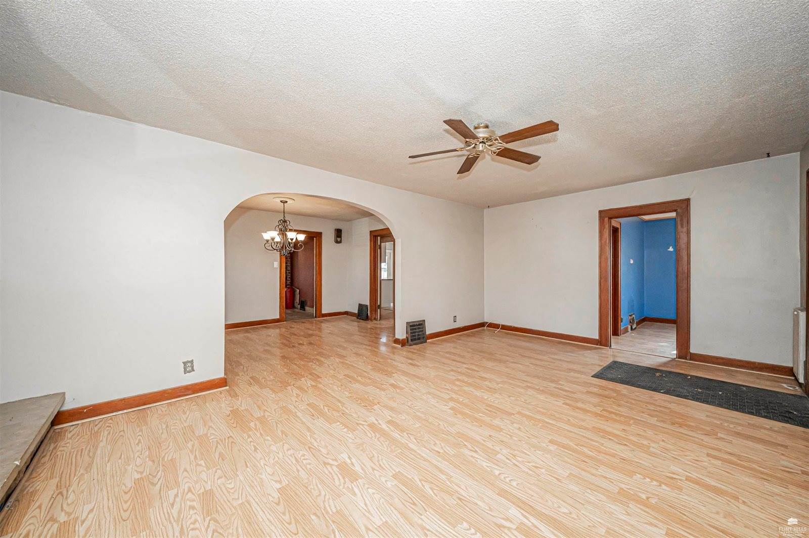 103 South Jefferson Street, Junction City, KS 66441