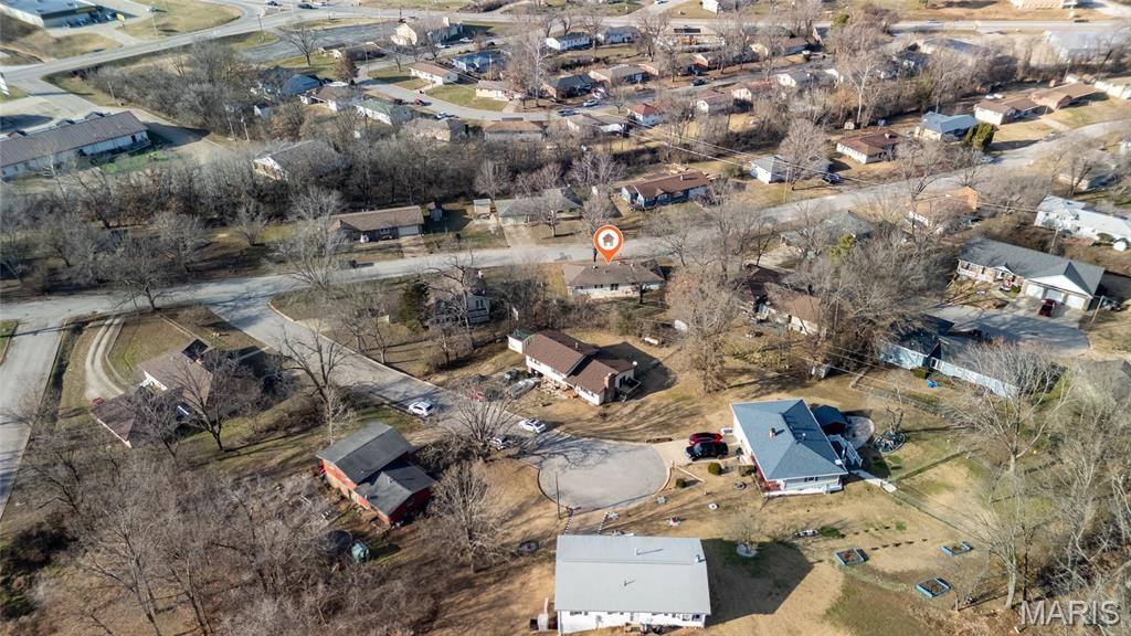 1401 Hull Valley Drive, Waynesville, MO 65583