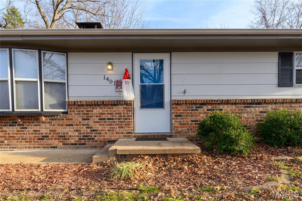 1401 Hull Valley Drive, Waynesville, MO 65583