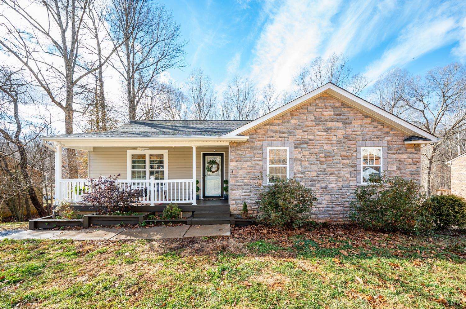 128 Woodhaven Court, Madison Heights, VA 24572