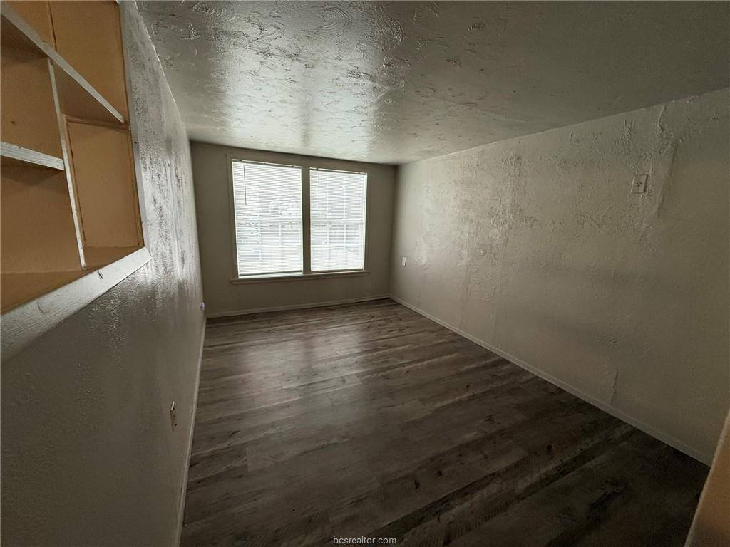 1302 East 23rd Street, Bryan, TX 77803