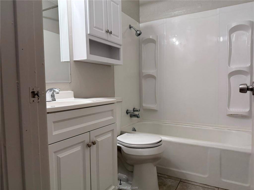 1302 East 23rd Street, Bryan, TX 77803