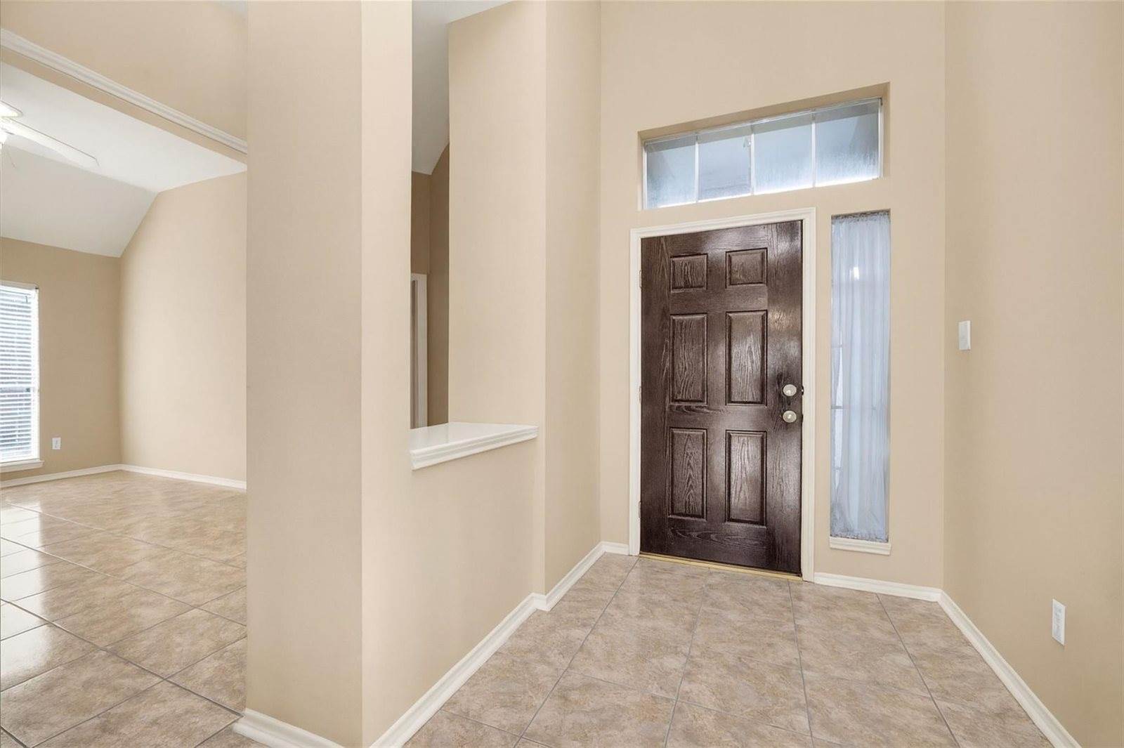 11 Crestview Trail, Houston, TX 77082