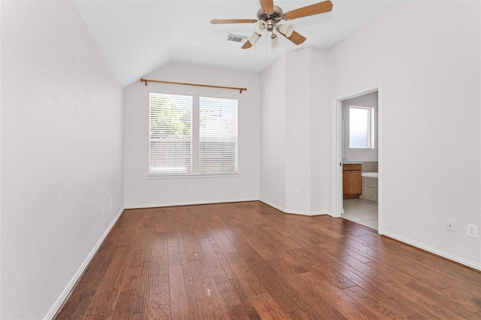 2835 Chalet Knolls Lane, Katy, TX 77494