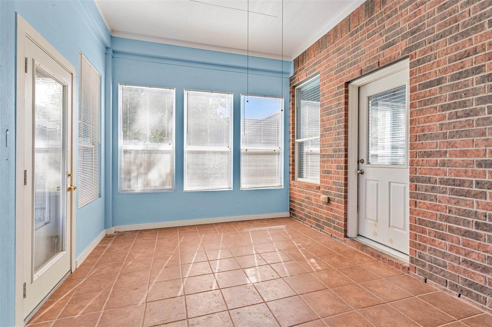 2835 Chalet Knolls Lane, Katy, TX 77494