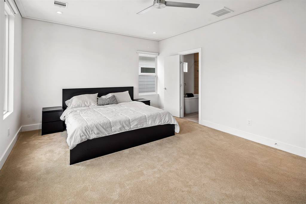 5511 Paraiso Place, Houston, TX 77091